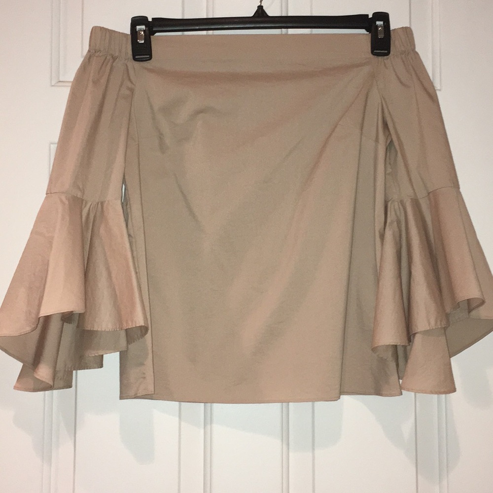 Jennifer Lopez Strapless Bell/Ruffle Sleeve Top NWOT